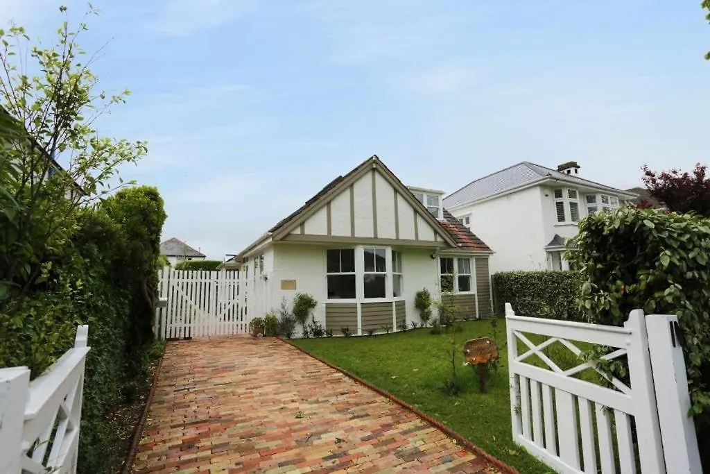 度假居 Bournecoast: Home With Garden-Wifi-Parking-Hb7352 伯恩茅斯