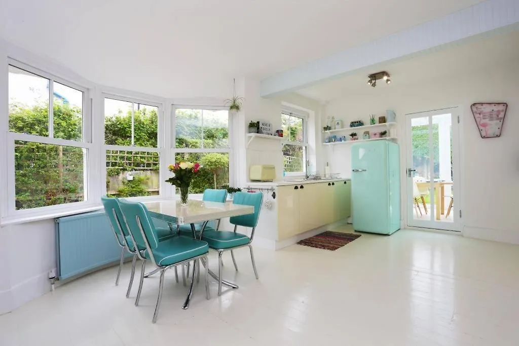 Bournecoast: Home With Garden-Wifi-Parking-Hb7352 Bournemouth
