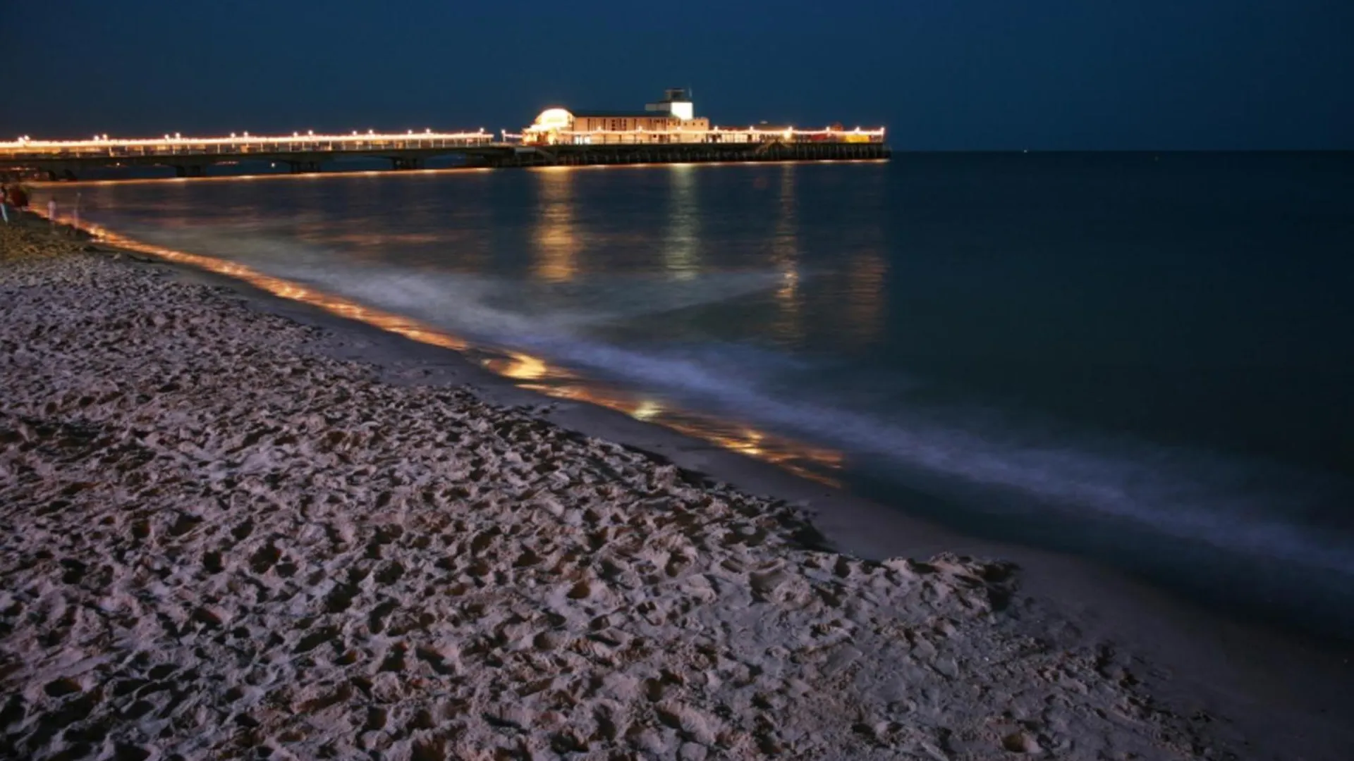 Bournecoast: Home With Garden-Wifi-Parking-Hb7352 Bournemouth 0*,  United Kingdom